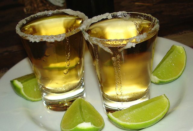 tequila-shots_-4887384