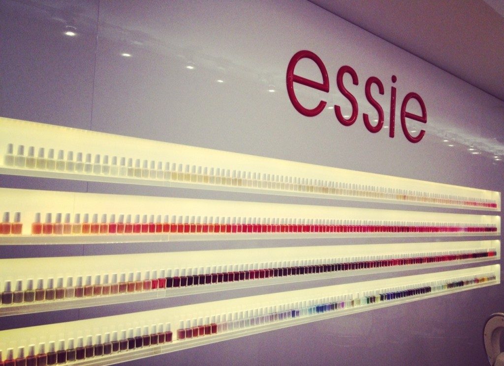 essie-wall-1024x745-3808827