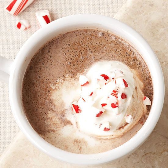 candy-cane-hot-chocolate-8032749