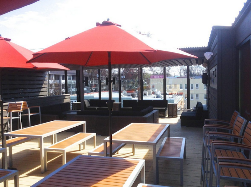 flip-burger-patio-poncey-highlands-9213257